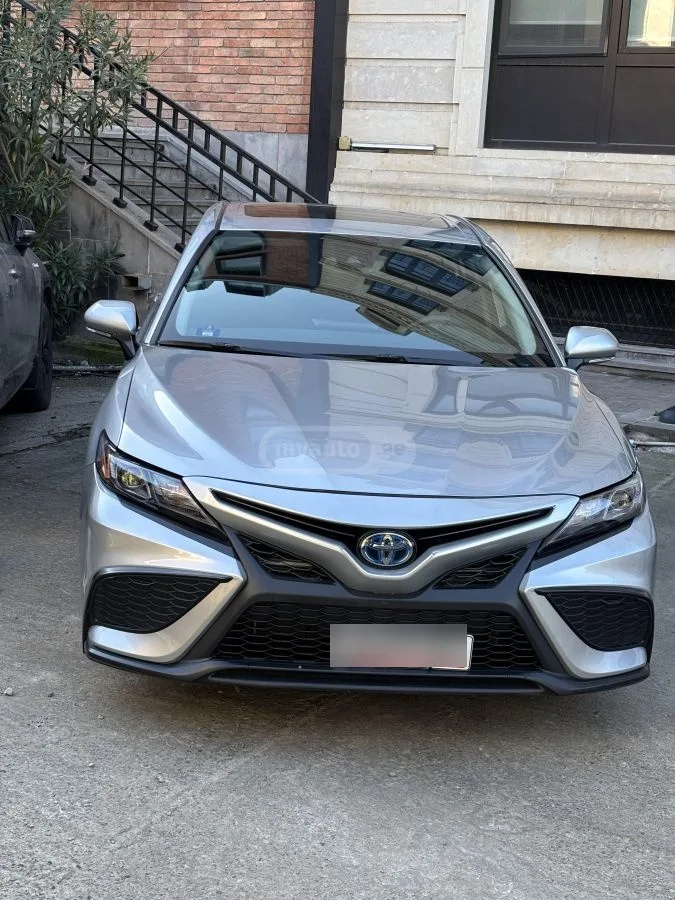Toyota Camry 2024 — фото 1, купить с доставкой в Москву