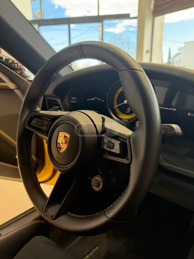 Porsche 911 2024 — миниатюра 5