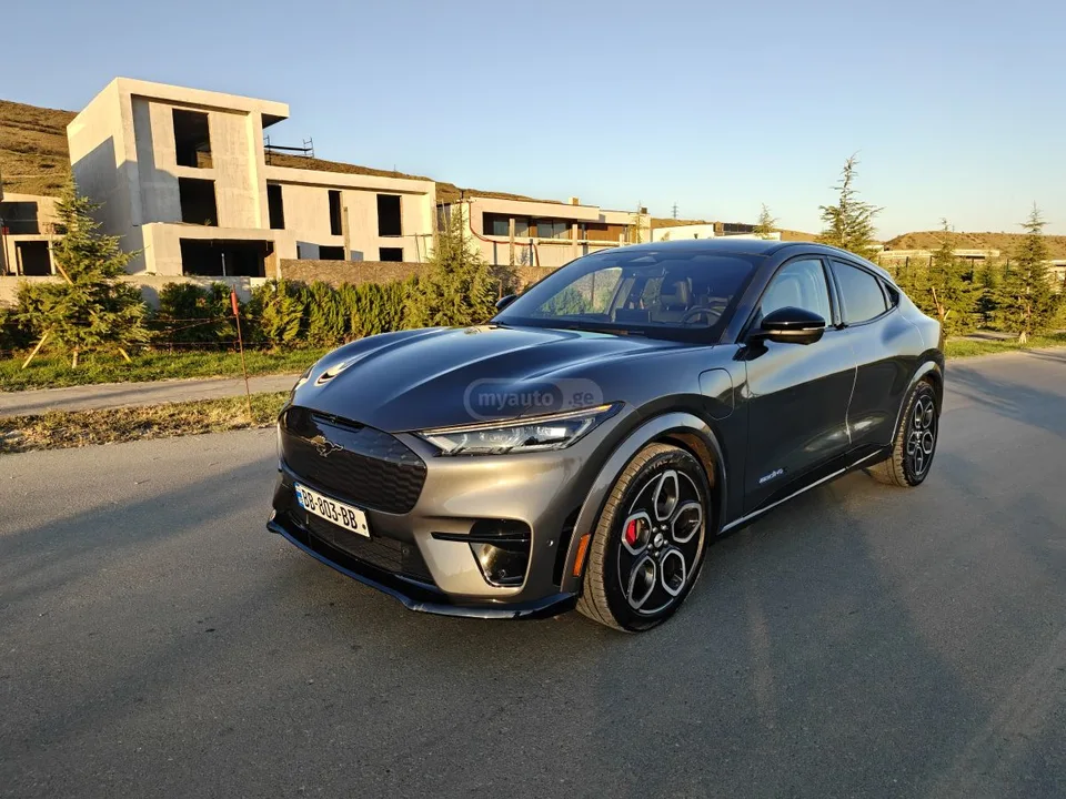 Ford Mustang Mach-E GT 4dr All-Wheel Drive Automat 2023 — миниатюра 2