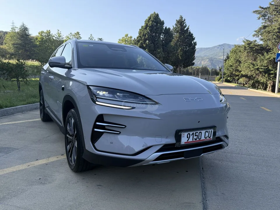 BYD Song Plus 2025 — фото 1, купить с доставкой в Москву