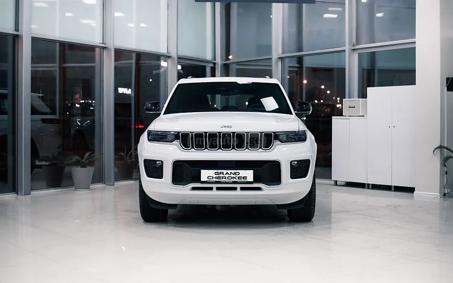 Jeep Grand Cherokee 2023 — миниатюра 2