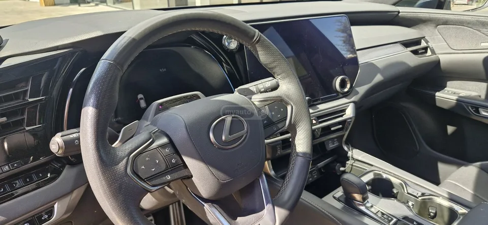 Lexus RX 500 2023 — миниатюра 5