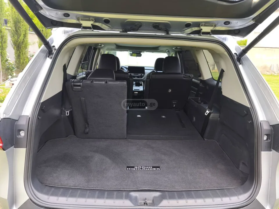Toyota Grand Highlander XLE Hybrid 2023 — миниатюра 4