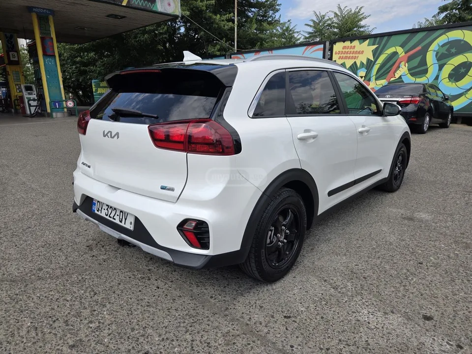 Kia Niro 2022 — миниатюра 4