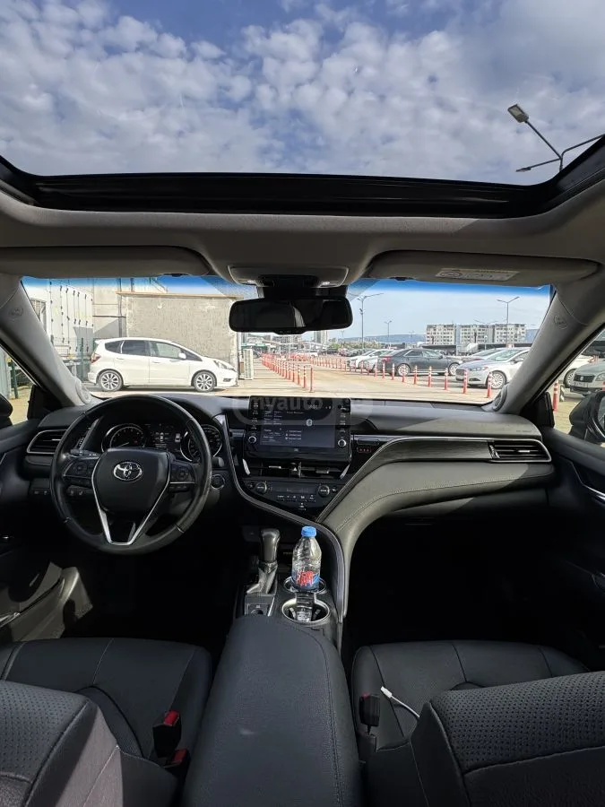 Toyota Camry 2023 — миниатюра 3