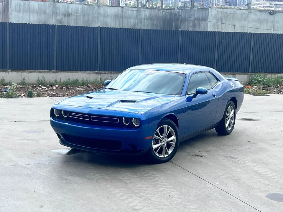 Dodge Challenger 2022 — миниатюра 5