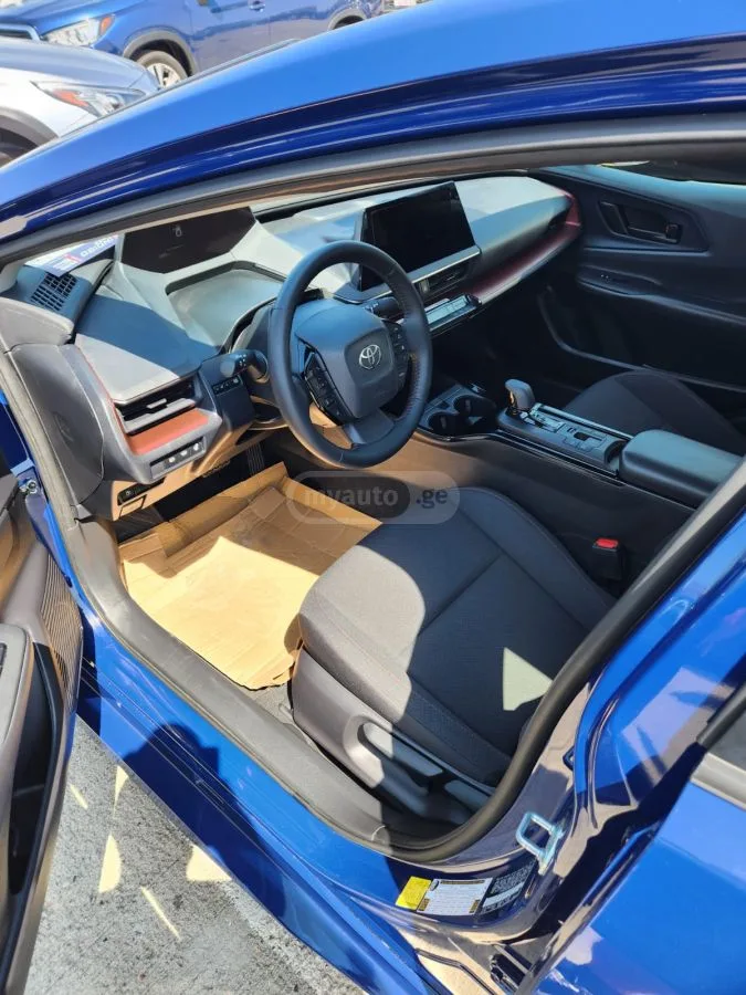 Toyota Prius Toyota Prius Prime SE 2024 — миниатюра 4