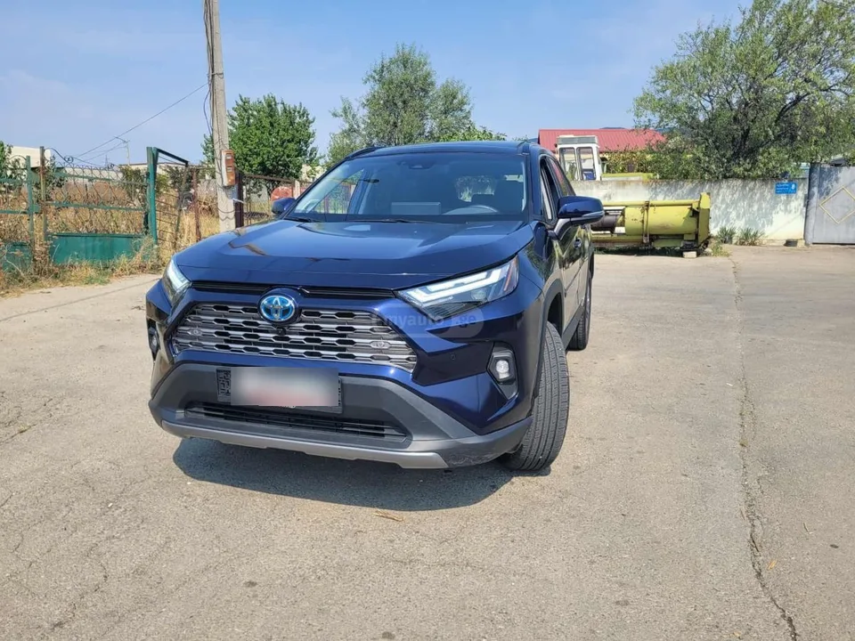 Toyota RAV 4 Limited 4dr All-Wheel Drive Au 2023 — фото 1, купить с доставкой в Москву