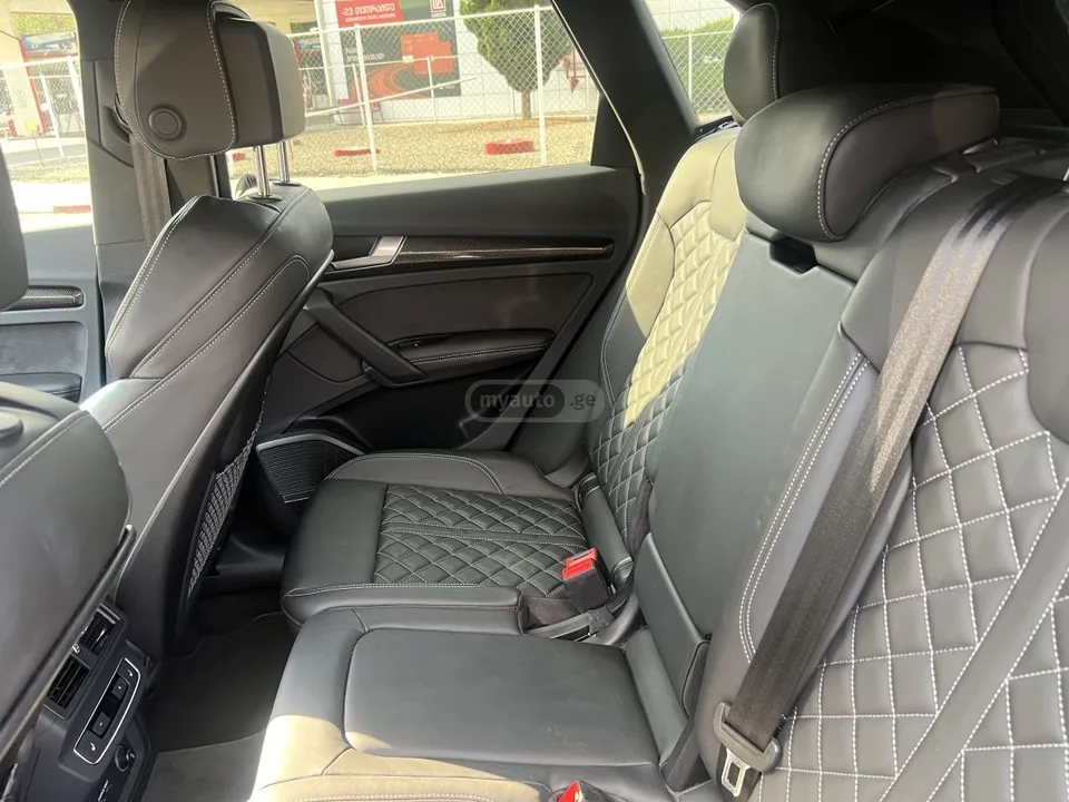 Audi SQ5 Prestige 2023 — миниатюра 3