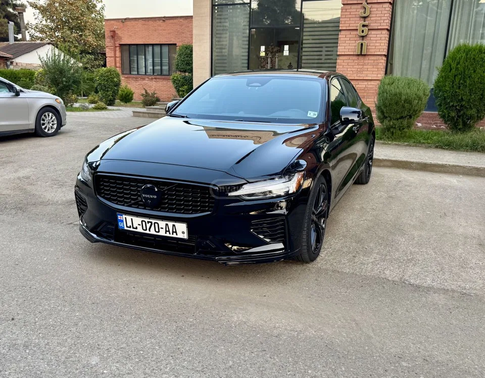 Volvo S 60 T8 PLUG-IN HYBRID 2024 — миниатюра 2