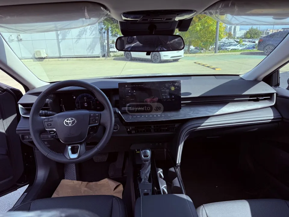 Toyota Camry 2.0 2025 — миниатюра 4
