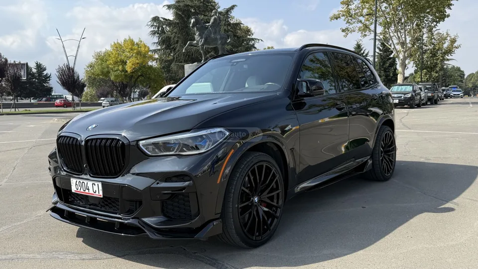 BMW X5 2023 — миниатюра 2