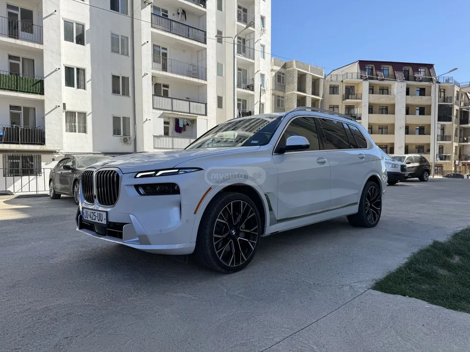 BMW X7 xDrive40i 4dr All-Wheel Drive 2023 — миниатюра 4