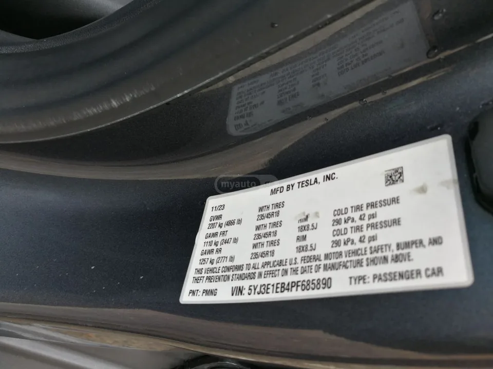 Tesla Model 3 LONG RANGE DUAL MOTOR 2023 — миниатюра 5
