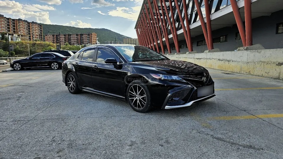 Toyota Camry SE Nightshade 4dr All-Wheel Dr 2022 — миниатюра 5