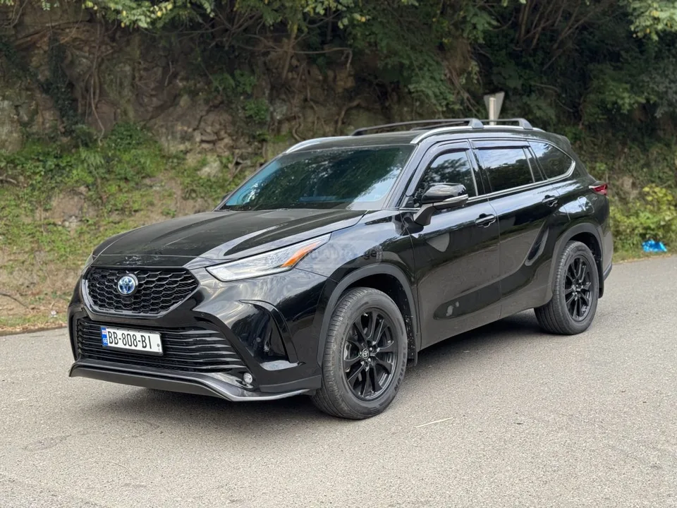 Toyota Highlander 2023 — миниатюра 2