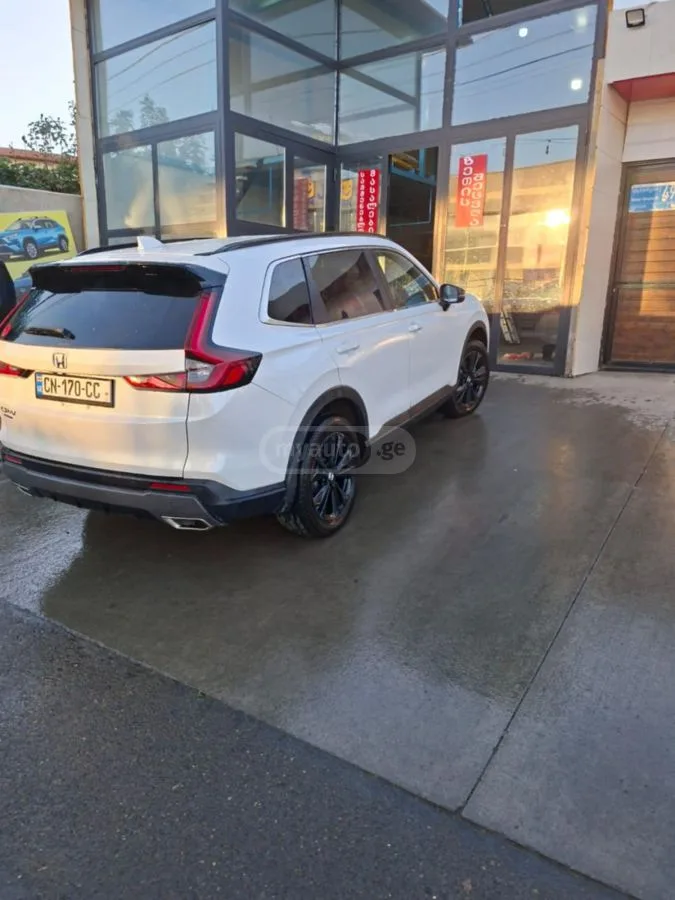Honda CR-V Sport Touring 4dr All Wheel Dr 2023 — фото 1, купить с доставкой в Москву