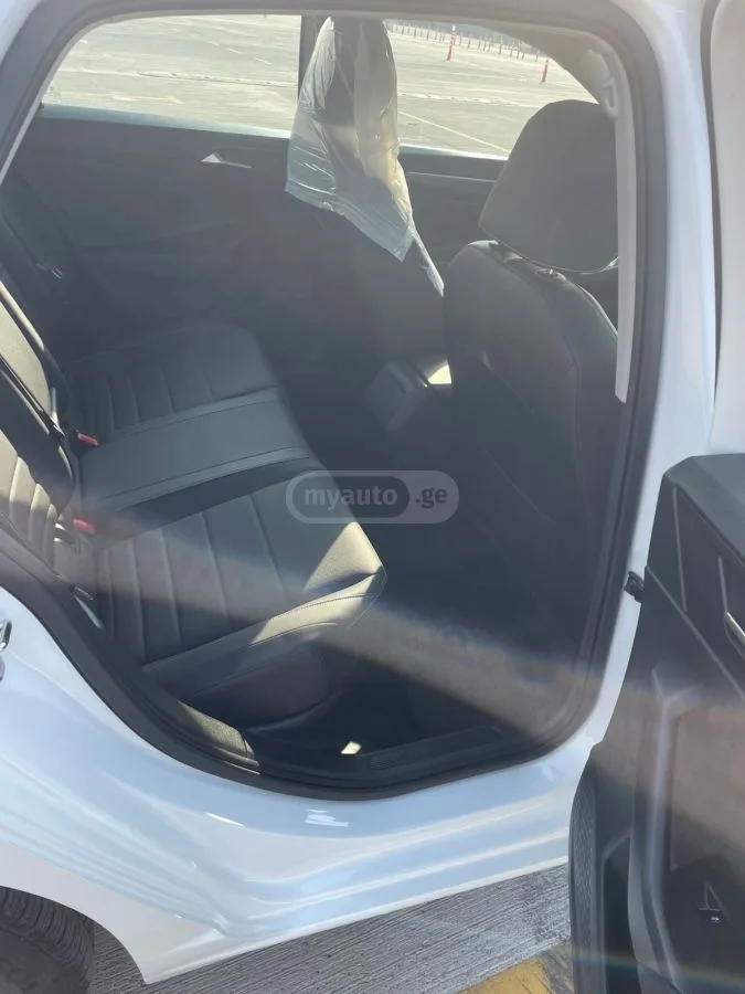 Volkswagen Jetta 2023 — миниатюра 4
