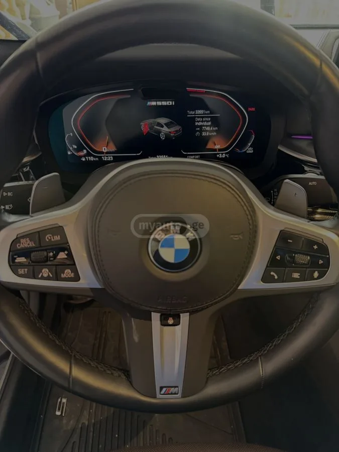 BMW 550 M550 2022 — миниатюра 5