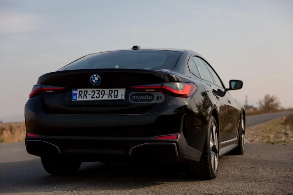 BMW i4 eDrive35 4dr Rear-Wheel Drive 2023 — миниатюра 5