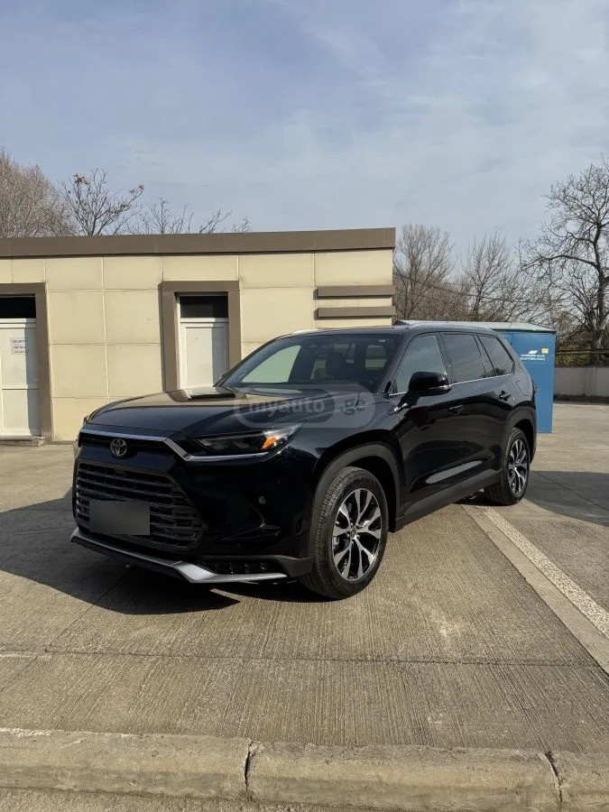 Toyota Grand Highlander 2023 — миниатюра 2