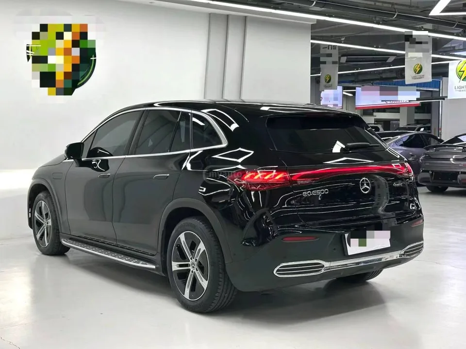 Mercedes-Benz EQE SUV 350 2023 — миниатюра 3