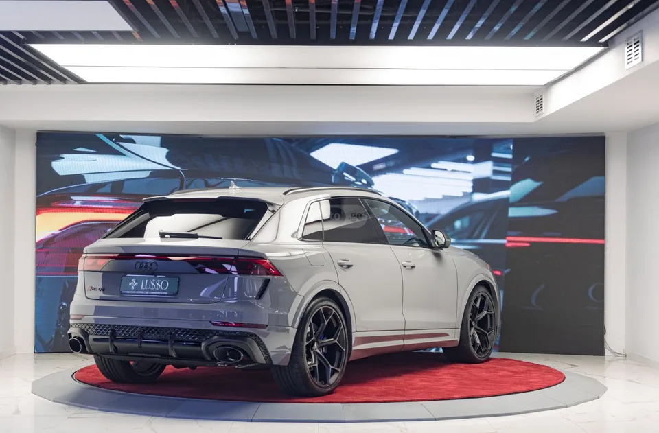 Audi RSQ8 2025 — миниатюра 5