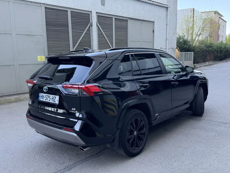 Toyota RAV4 2023 — миниатюра 4