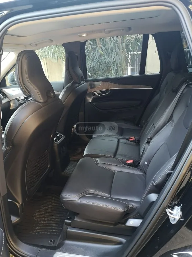 Volvo XC 90 2023 — миниатюра 3