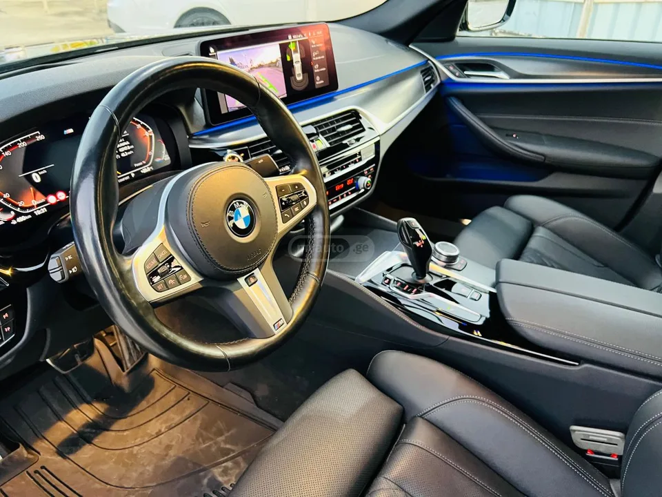 BMW 520 2022 — миниатюра 4