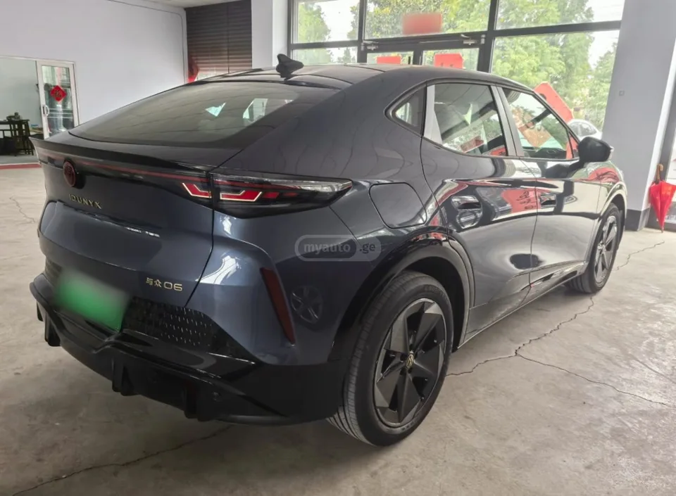 Volkswagen ID. Unyx 2025 — миниатюра 4