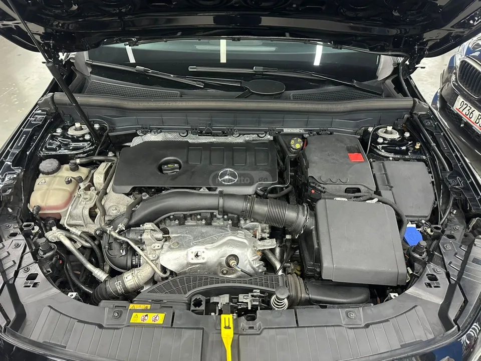 Mercedes-Benz GLB 250 Base GLB 250 4dr All-Wheel Dri 2022 — миниатюра 3