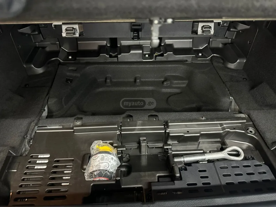 Mercedes-Benz GLB 250 Base GLB 250 4dr All-Wheel Dri 2022 — миниатюра 5