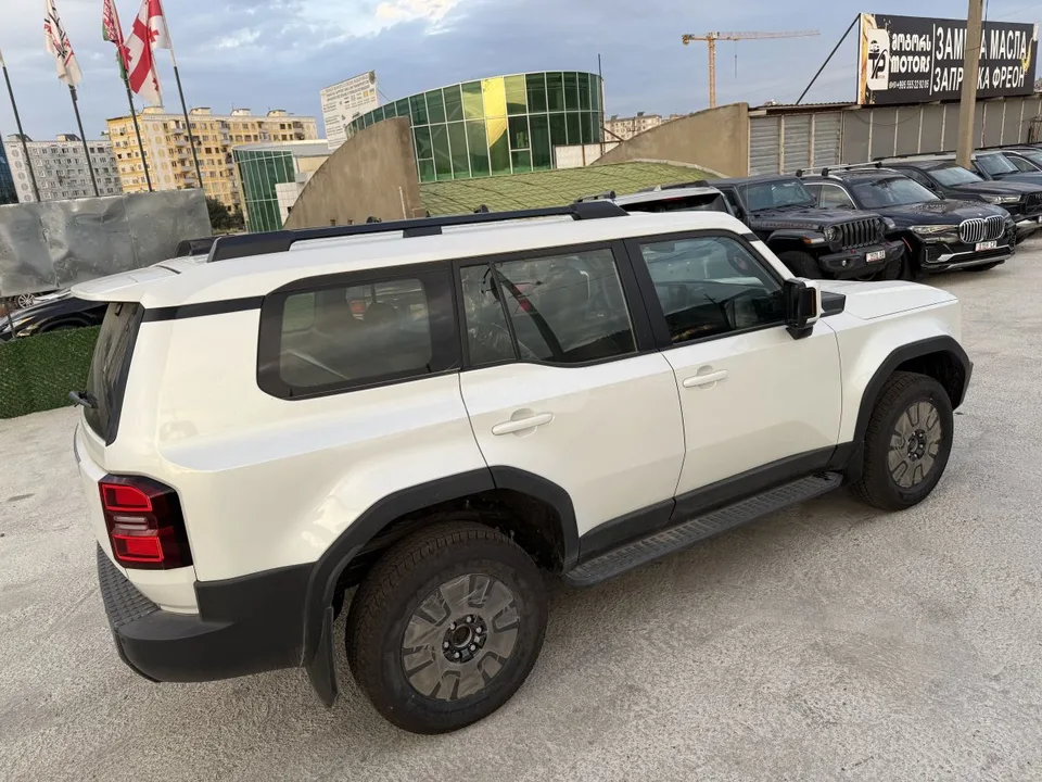 Toyota Land Cruiser Prado 2026 — миниатюра 2