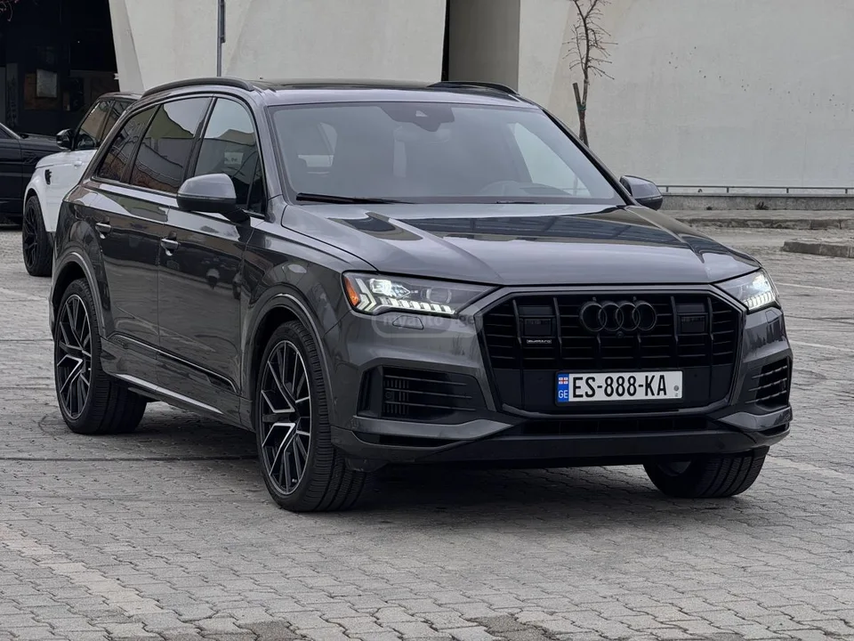 Audi Q7 2022 — фото 1, купить с доставкой в Москву