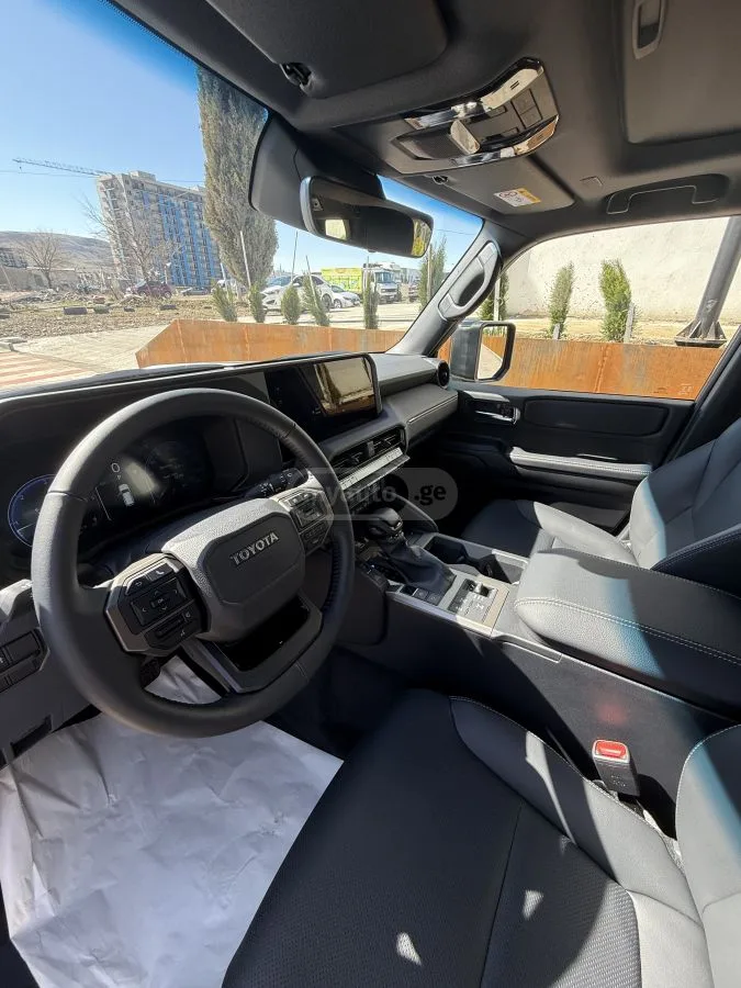 Toyota Land Cruiser Prado 41 суффикс ОФИЦИАЛ 2025 — миниатюра 5