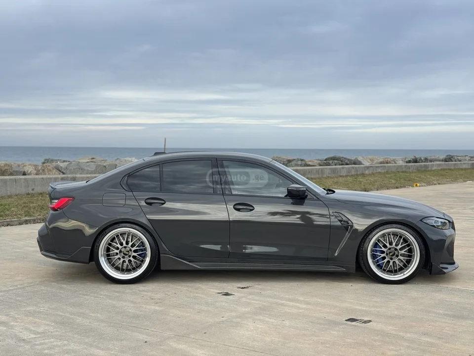BMW M3 2022 — миниатюра 3