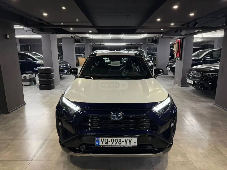 Toyota RAV4 HYBRID 2025 — фото 1, купить с доставкой в Москву