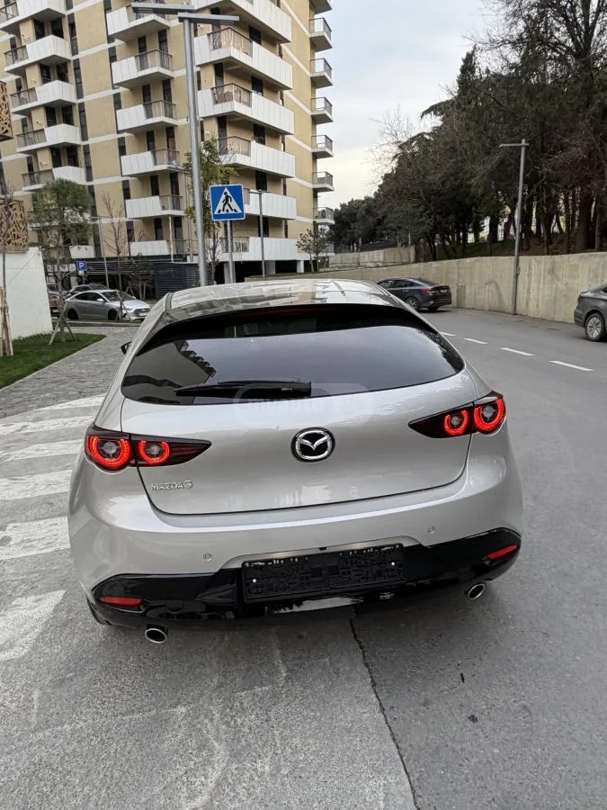 Mazda Mazda3 ПРОХОДНАЯ 150Л.С 2025 — миниатюра 4