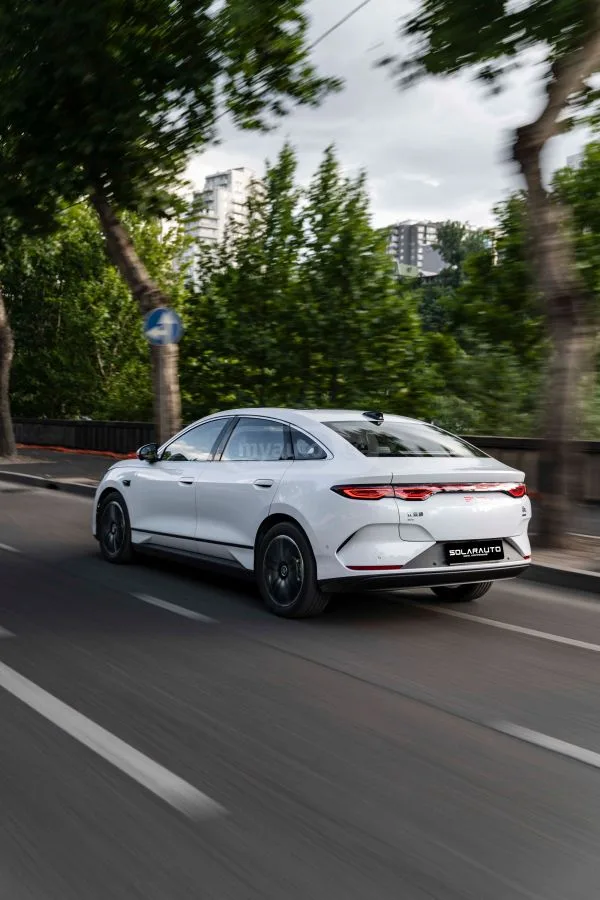 BYD Qin L 2026 — миниатюра 2