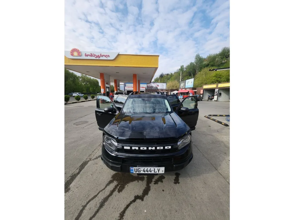 Ford Bronco Sport Outer Banks 4dr 4x4 Automatic 2023 — миниатюра 3