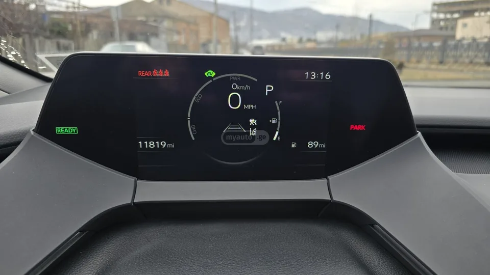 Toyota Prius LE AWD-E 2024 — миниатюра 5