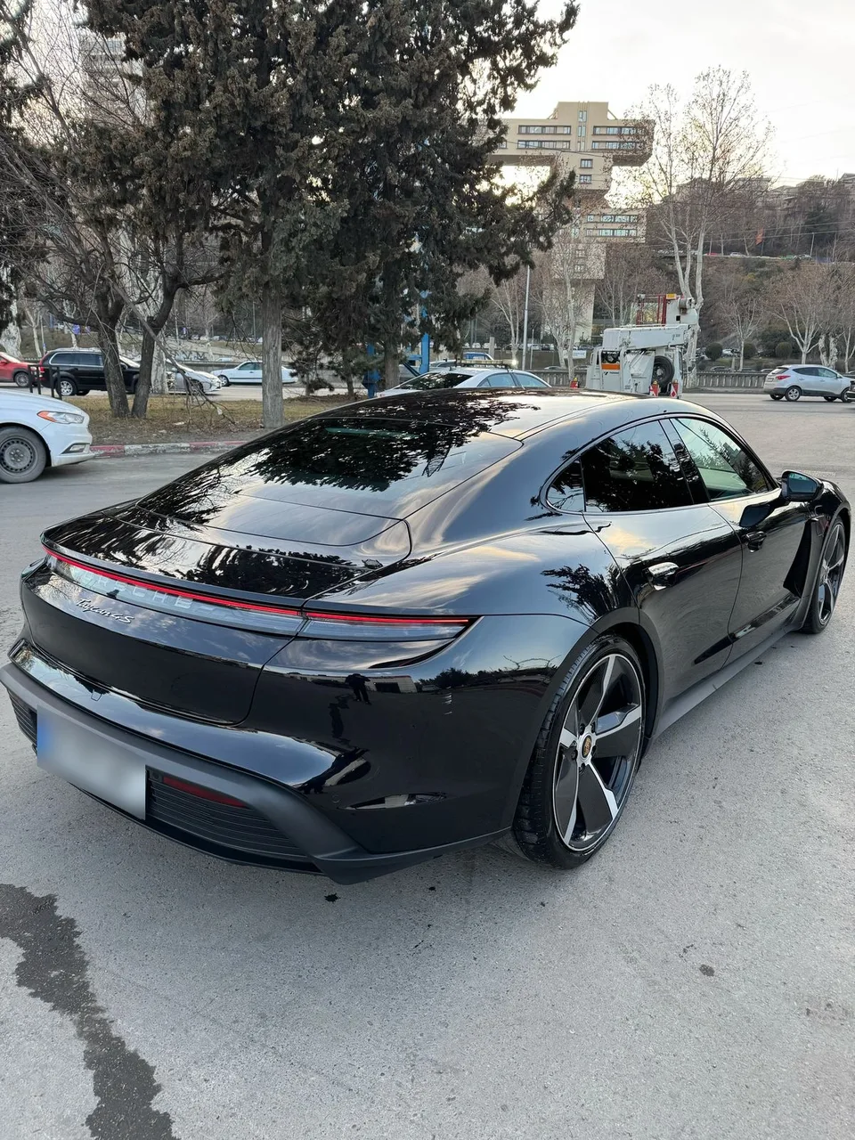 Porsche Taycan 4 S 2022 — миниатюра 2