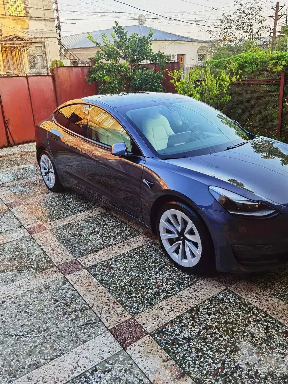 Tesla Model 3 LONG RANGE 2022 — миниатюра 2