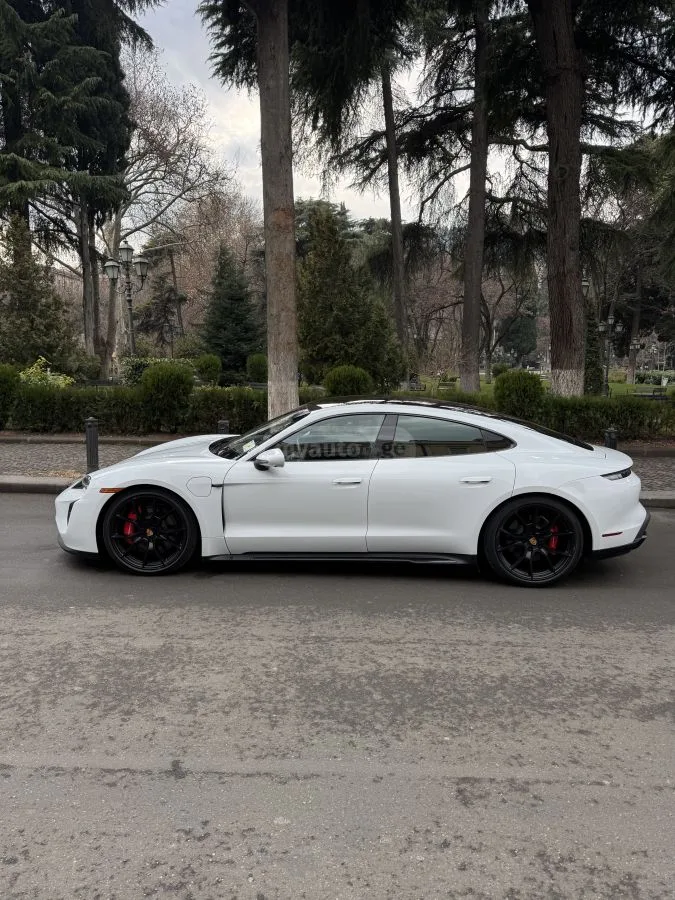 Porsche Taycan 4 S Full GTS 2022 — миниатюра 3