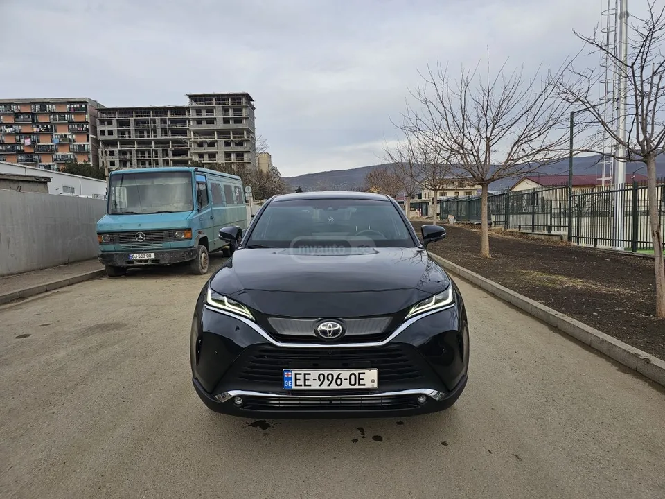 Toyota Venza Limited 2024 — фото 1, купить с доставкой в Москву