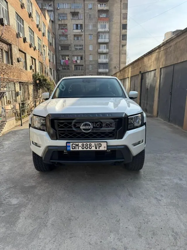 Nissan Frontier