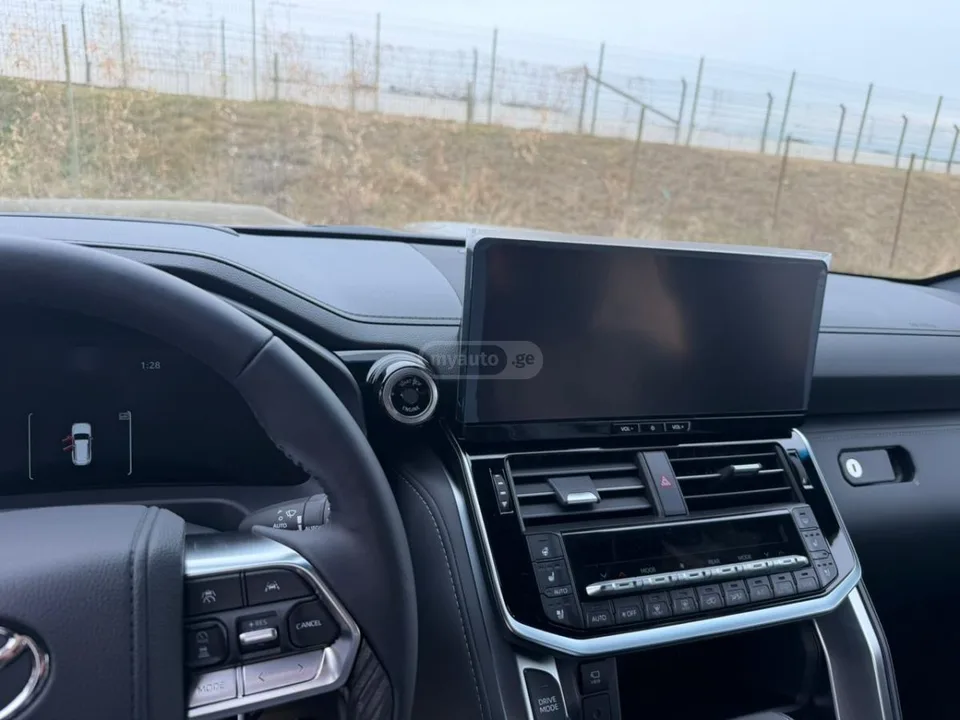 Toyota Land Cruiser FULL ОФИЦИАЛ 5 мест 2026 — миниатюра 5