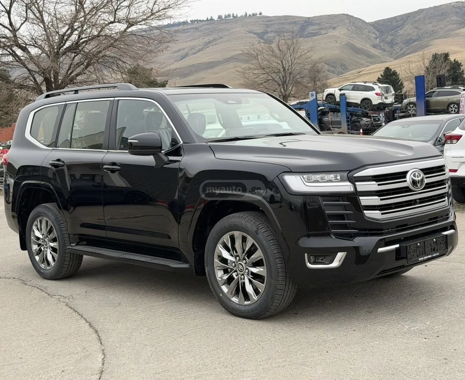 Toyota Land Cruiser FULL ОФИЦИАЛ 5 мест 2026 — фото 1, купить с доставкой в Москву