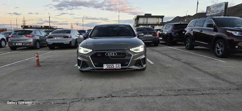 Audi A4 2022 — миниатюра 2